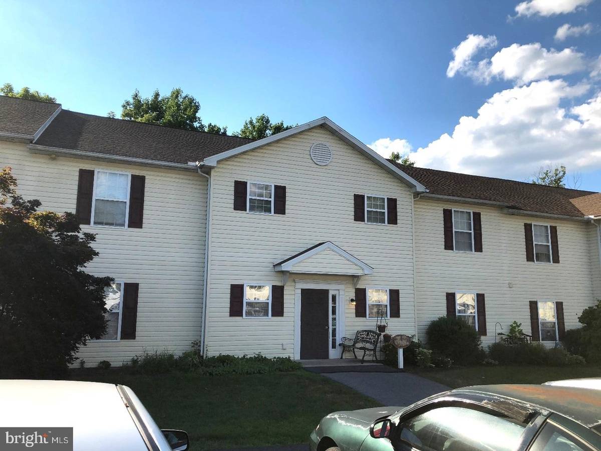 Reading, PA 19606,162 CHRISTINE DR