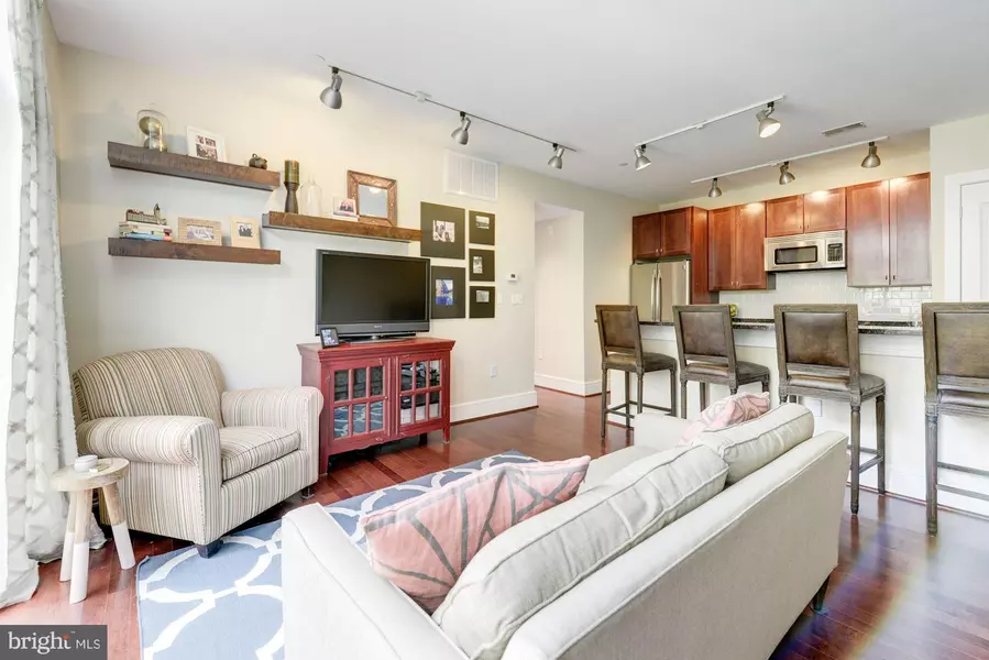 1654 EUCLID ST NW #204, Washington, DC 20009