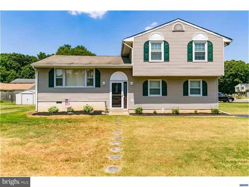 3 NEWLAND CT, Newark, DE 19713