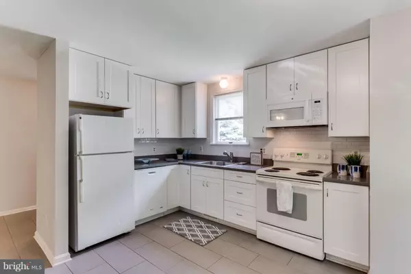 Marshall, VA 20115,8319 MAUZY SQ