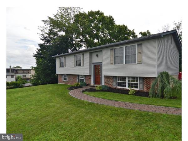 1 ASPEN AVE, Sinking Spring, PA 19608