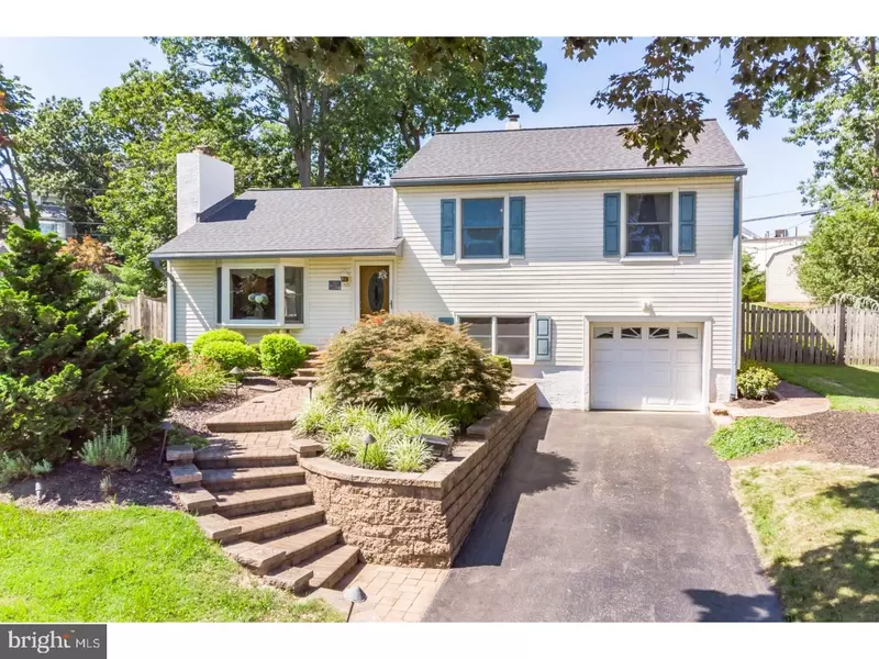 13 TAYLOR RD, Conshohocken, PA 19428