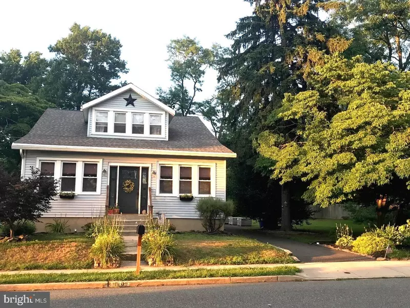 1108 BEDFORD AVE, Cherry Hill, NJ 08002