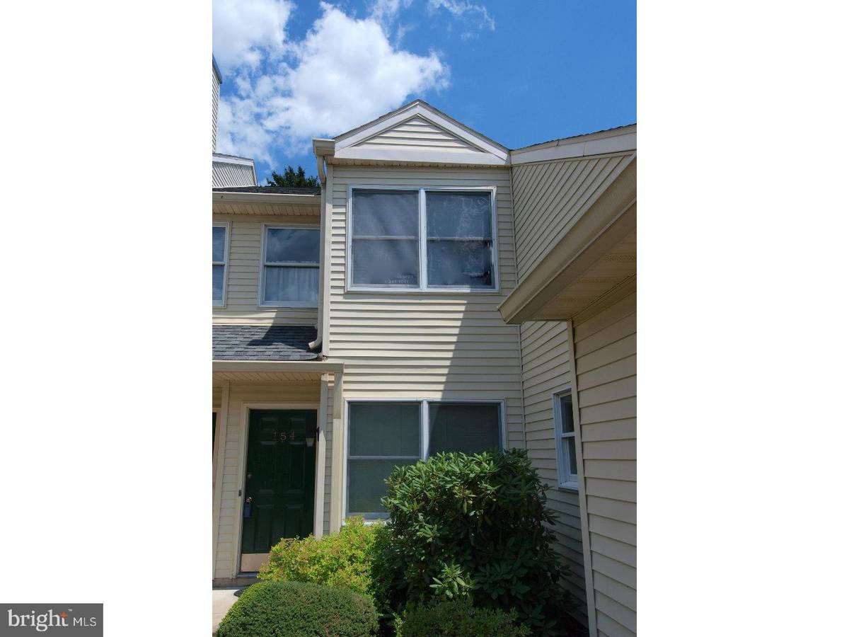 Macungie, PA 18062,154 LINDFIELD CIR