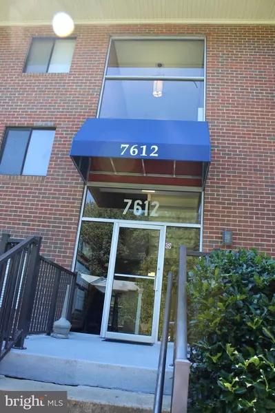 7612 SAVANNAH ST #204, Falls Church, VA 22043