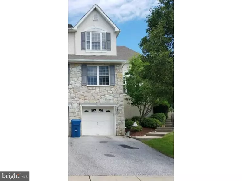 2 LINCOLN DR, Downingtown, PA 19335