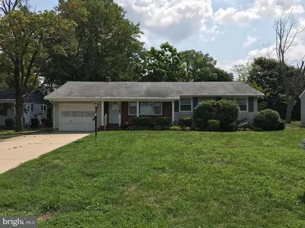 225 OAKLAWN TER, Vineland, NJ 08361