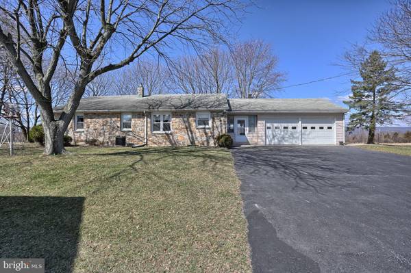 1103 GRAVEL HILL RD, Grantville, PA 17028