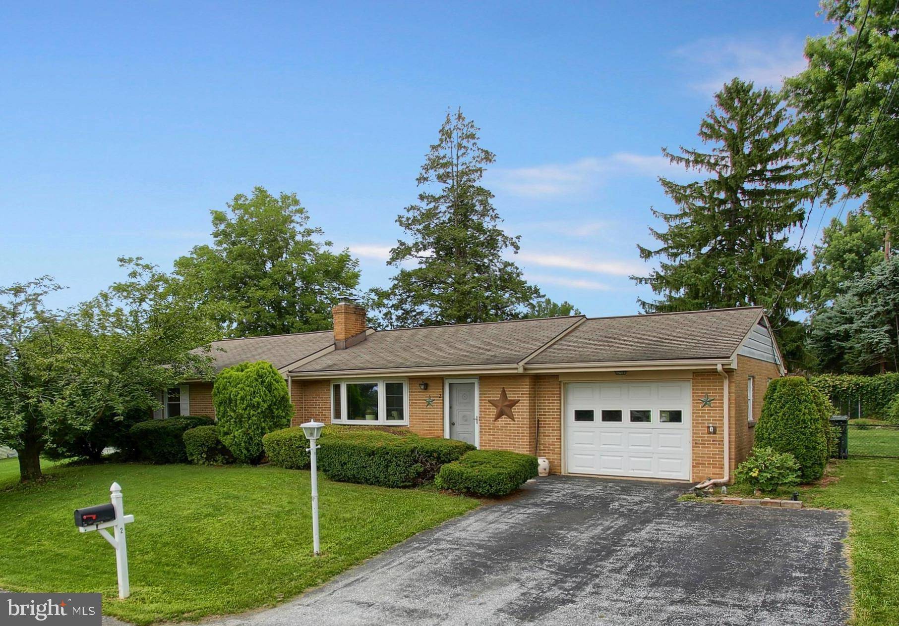 2 RESERVOIR RD, Mechanicsburg, PA 17055