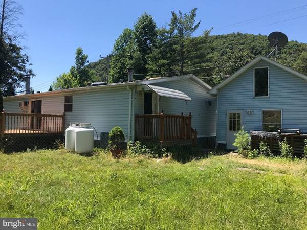 366 TREMONT RD, Pine Grove, PA 17963