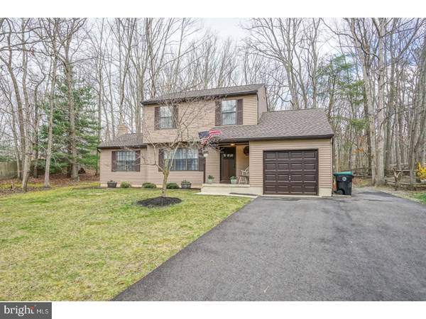 135 COUNTRY LN, Sicklerville, NJ 08081