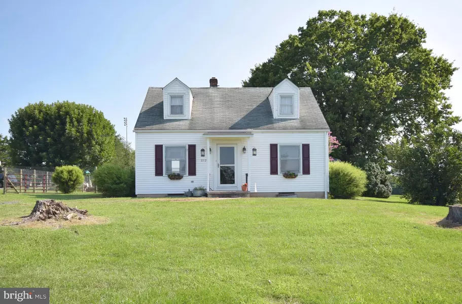 212 LEE HWY, New Market, VA 22844