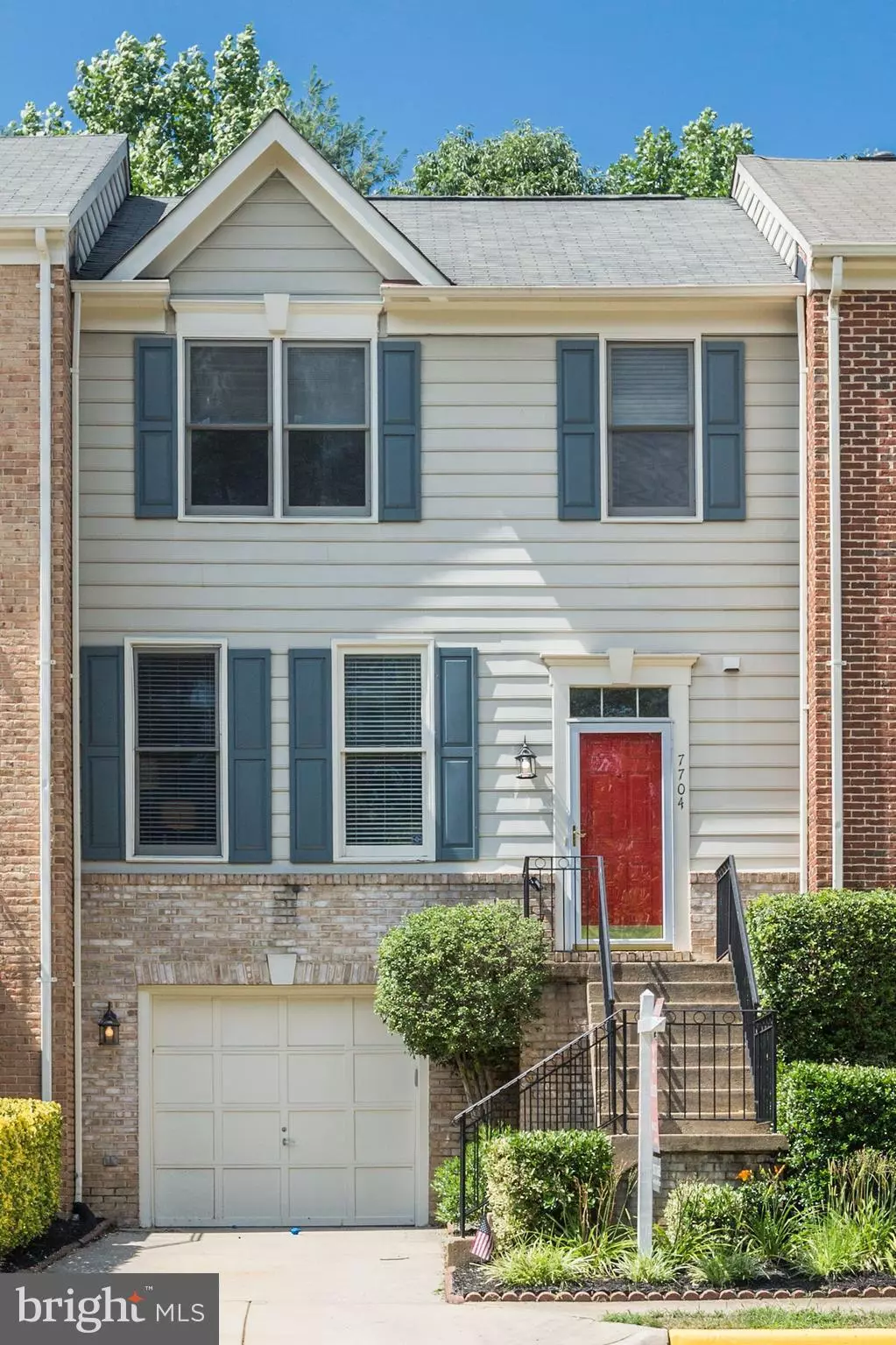Springfield, VA 22153,7704 HICKORY GLEN WAY