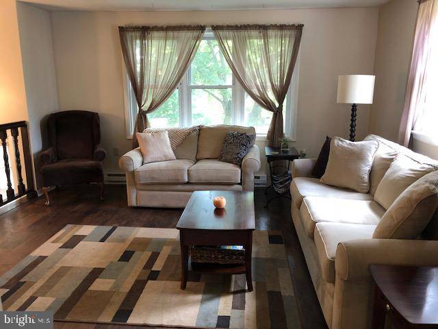 Mount Joy, PA 17552,324 RICHLAND LN