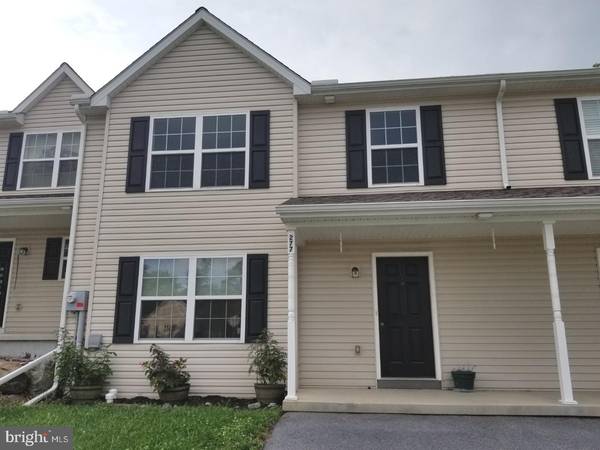 277 WILDFLOWER RIDGE DR, East Earl, PA 17519