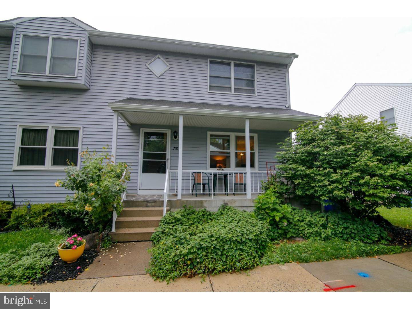 755 MAUCH CHUNK ST, Easton, PA 18042