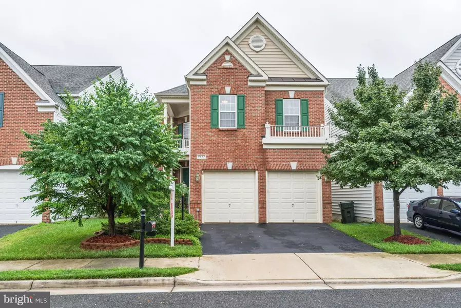 9577 LINNETT HILL DR, Lorton, VA 22079