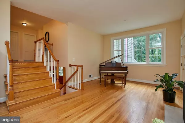 Alexandria, VA 22309,8604 MOUNT ZEPHYR DR
