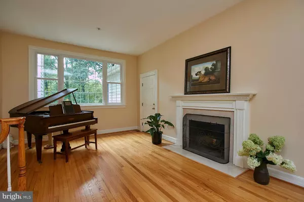 Alexandria, VA 22309,8604 MOUNT ZEPHYR DR