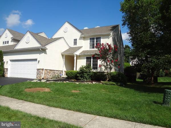 904 CHISWELL DR, Downingtown, PA 19335