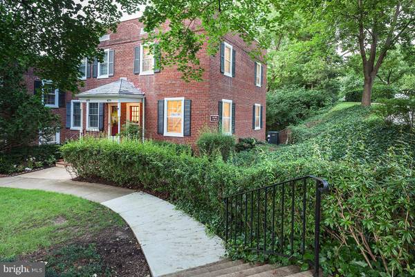 Arlington, VA 22206,4815 28TH ST S #A