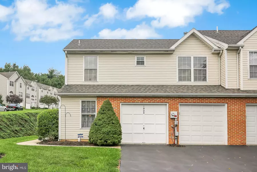 1923 DAYBREAK CIR, Harrisburg, PA 17110