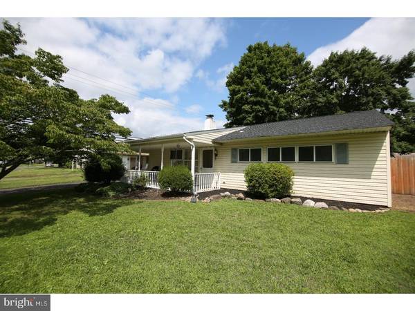 83 GREENBROOK DR, Levittown, PA 19055