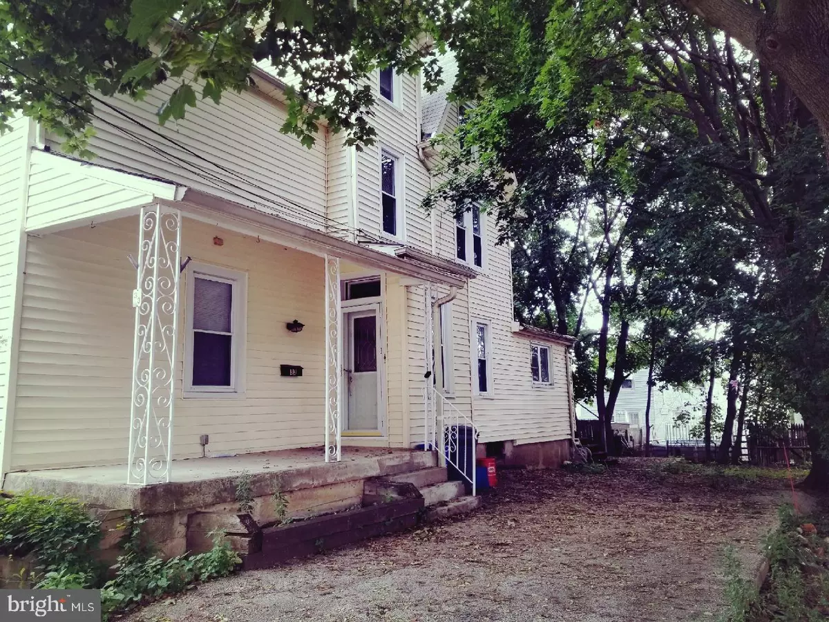 Clifton Heights, PA 19018,33 MAPLE TER