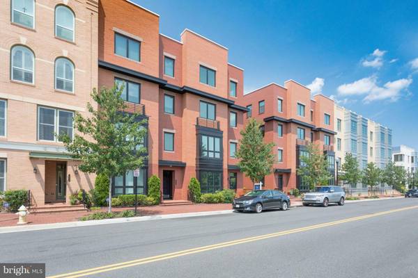 1228 MAIN LINE BLVD #102, Alexandria, VA 22301