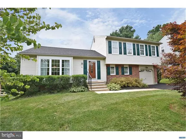 36 QUAIL HOLLOW DR, Hockessin, DE 19707