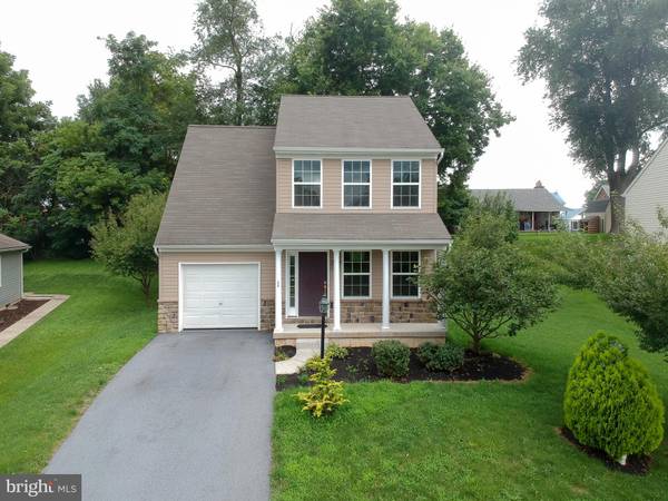 58 EDGEWATER DR, Middletown, PA 17057