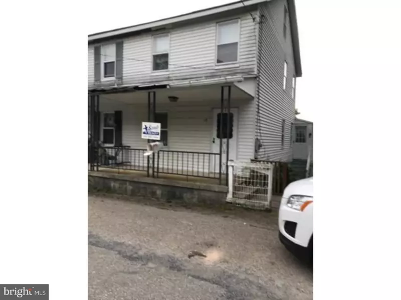 18 MAIN, Kaska, PA 17940