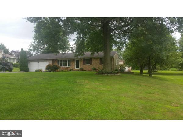 1105 SLEEPY HOLLOW RD, Pennsburg, PA 18073