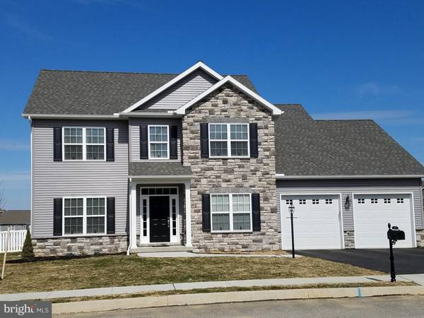 68 FRANKLIN DR, Mechanicsburg, PA 17055