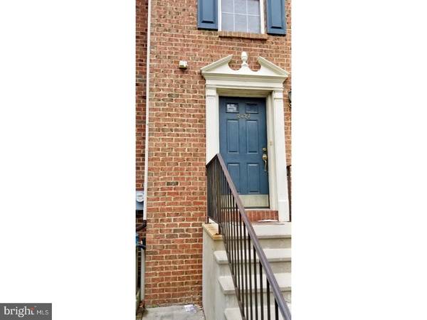 2427 E YORK ST, Philadelphia, PA 19125