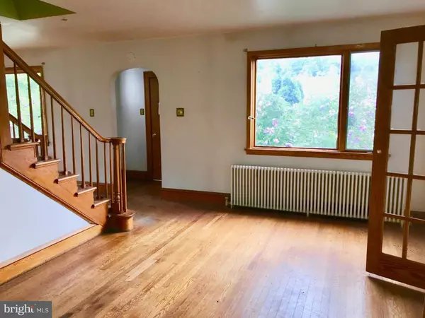 Hyndman, PA 15545,166 CHURCH ST