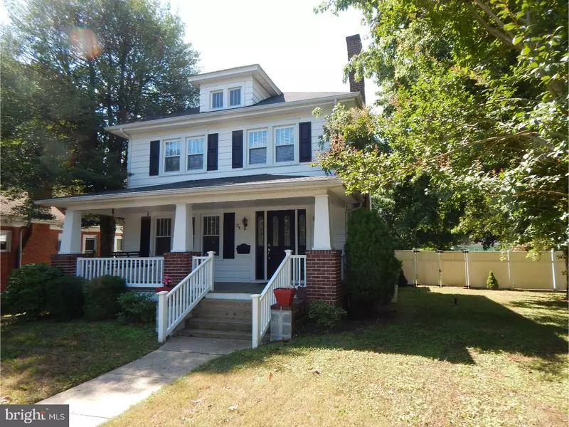 24 PINE ST, Dover, DE 19901