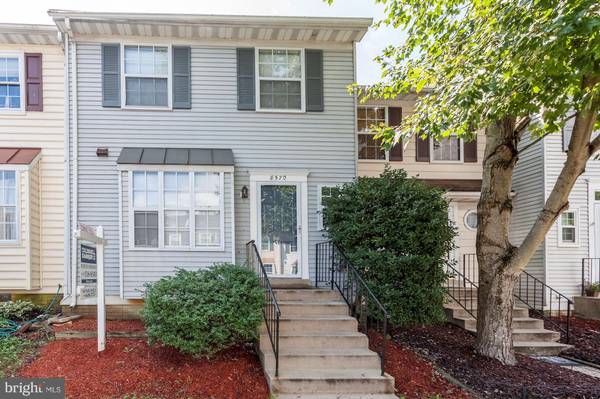 8570 SOUTHLAWN CT, Alexandria, VA 22309