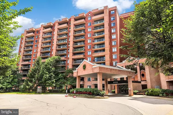 Falls Church, VA 22043,2230 GEORGE C MARSHALL DR #924