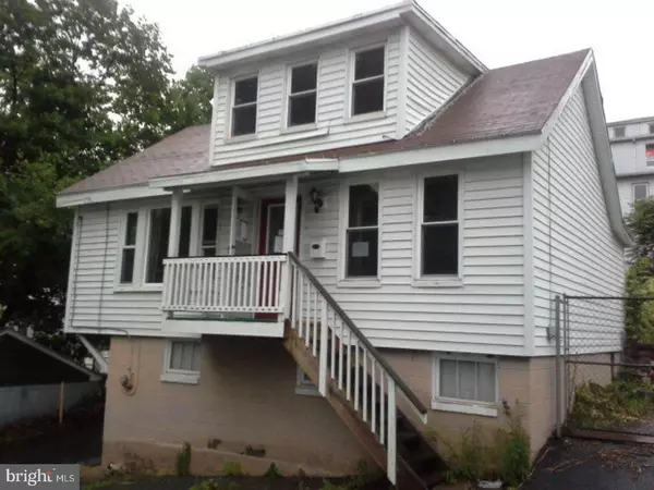 500 ORCHARD LN, Pottsville, PA 17901