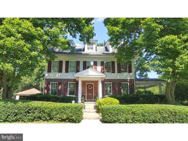 9 WYOMISSING HILLS BLVD, Wyomissing, PA 19609