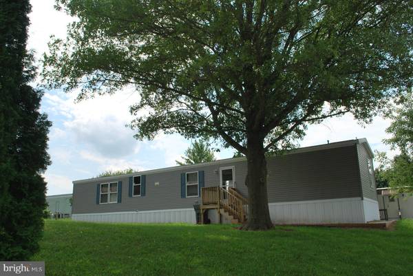 9 CHESAPEAKE ESTS, Thomasville, PA 17364