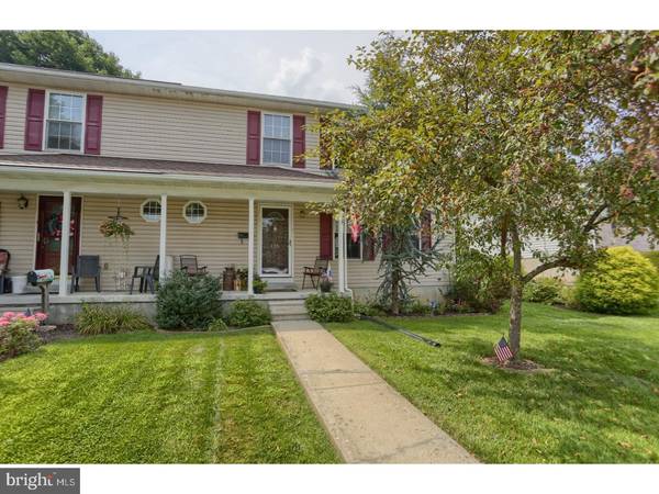 126 S FRONT ST, Womelsdorf, PA 19567