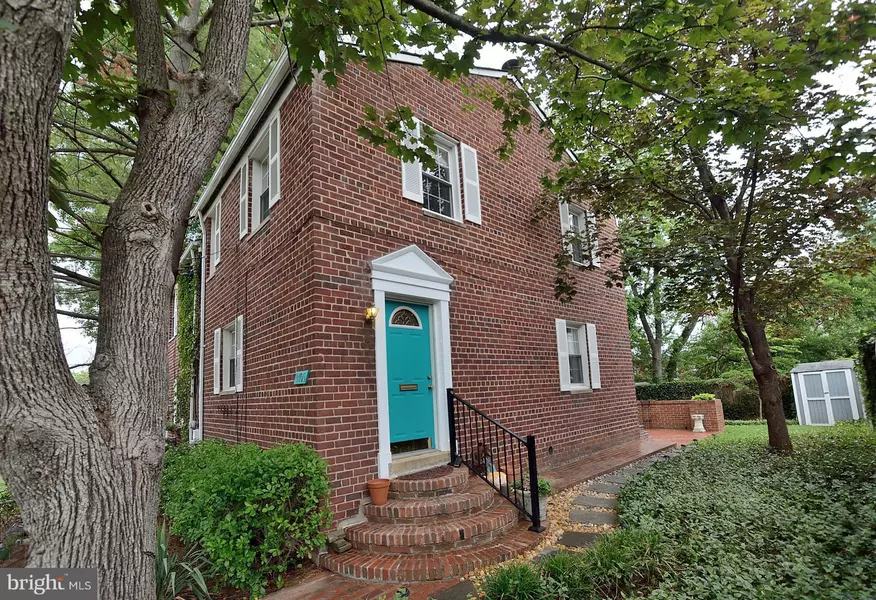 3105 MOSBY ST, Alexandria, VA 22305