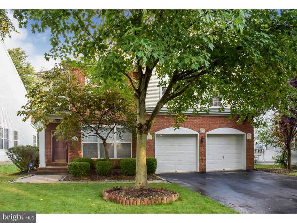 8 SYCAMORE DR, Plainsboro, NJ 08536