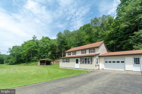 3347 BEAR CREEK RD, Friendsville, MD 21531