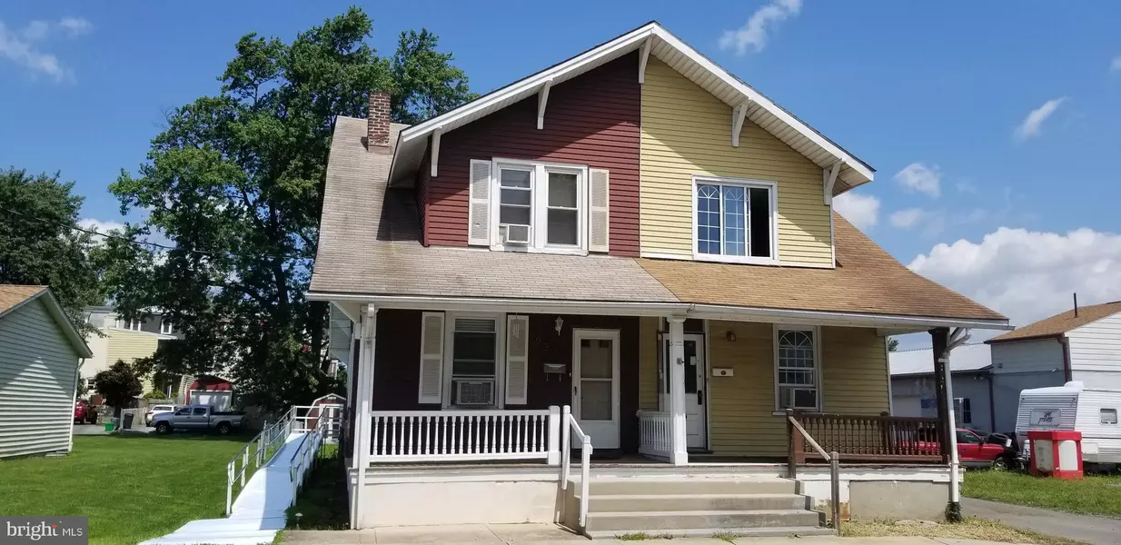 637 E WEIDMAN ST, Lebanon, PA 17046