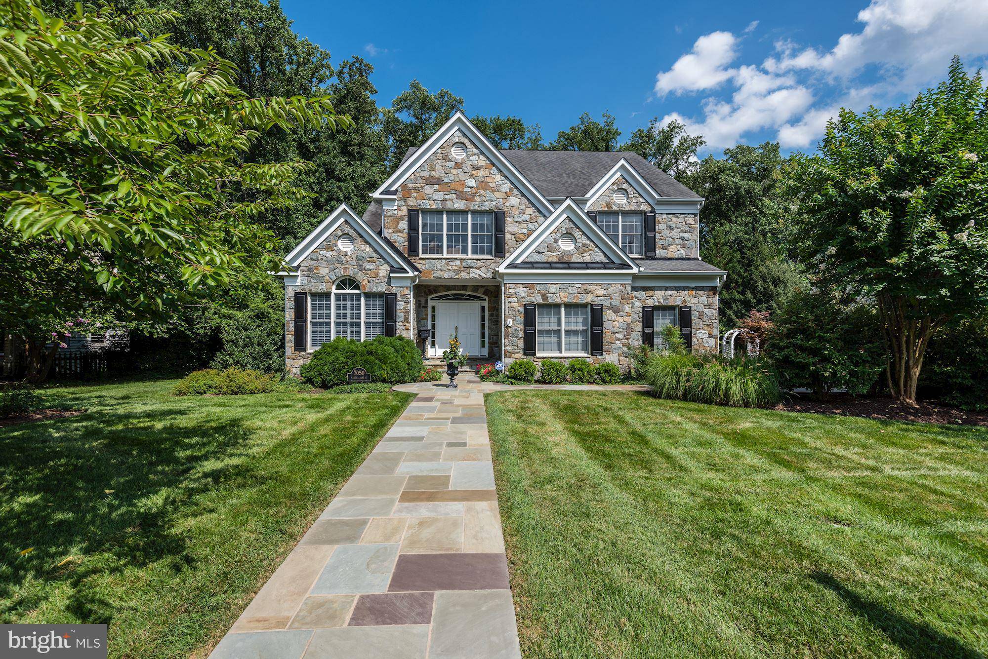 Mclean, VA 22101,7050 MARTHA JANE ST