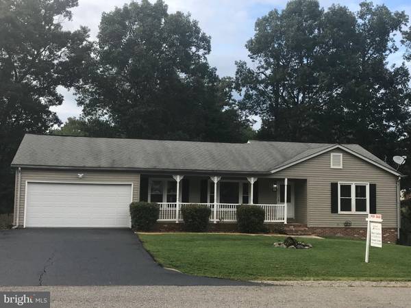 213 WYATT DR, Fredericksburg, VA 22407