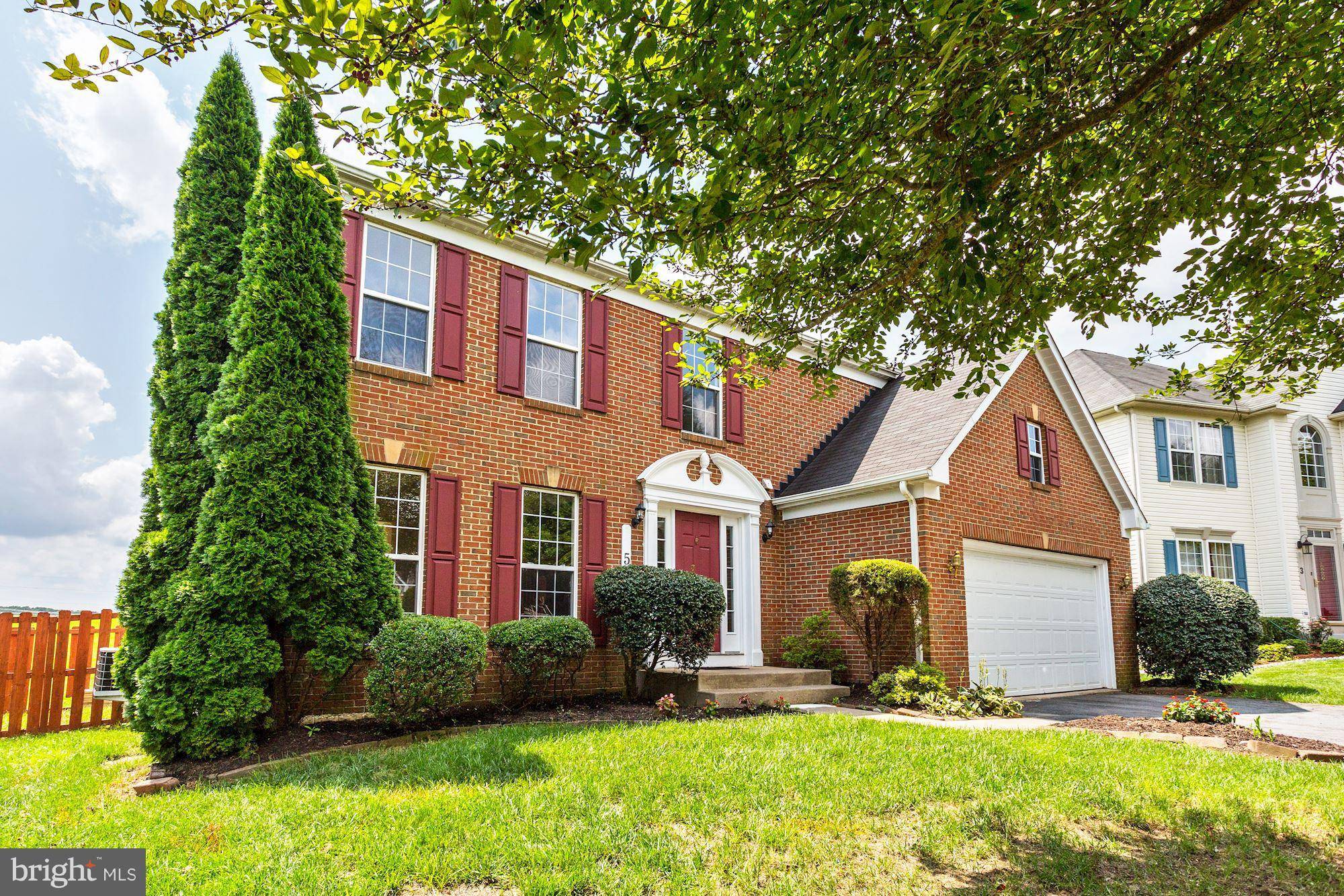 Germantown, MD 20874,5 INDIAN GRASS CT